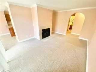 Photo #1: 2298483 Listing