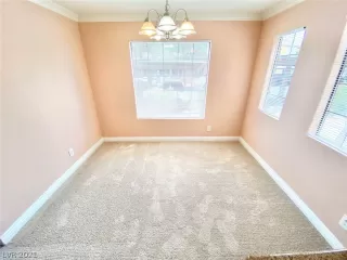 Photo #4: 2298483 Listing