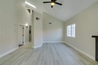 Photo #6: 2298537 Listing 