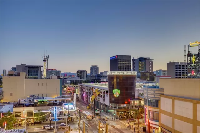 MLS: 2298620 Condo For Sale