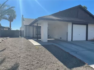 Photo #1: 2298622 Listing 