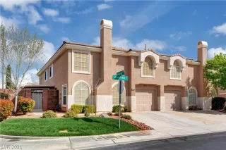 Photo #2: 2298687 Listing 