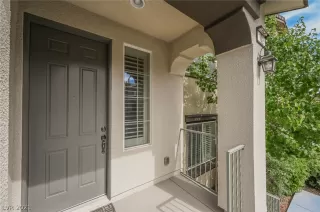 Photo #5: 2298692 Listing 