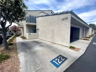 Photo #2: 2298738 Listing