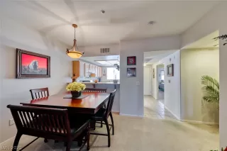 Photo #1: 2298744 Listing 