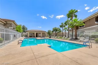 Photo #2: 2298744 Listing 