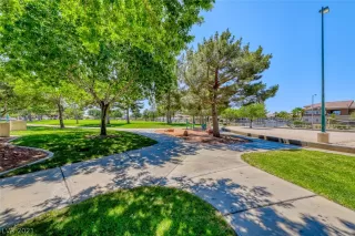 Photo #5: 2298744 Listing 