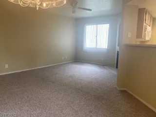 Photo #3: 2298763 Listing 