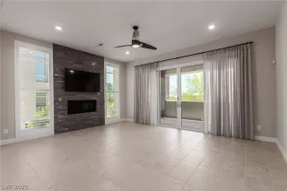 Photo #2: 2298794 Listing 