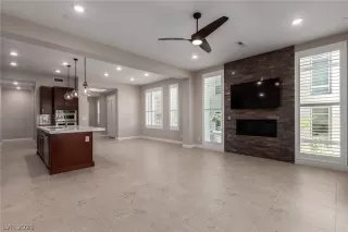 Photo #4: 2298794 Listing 