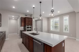 Photo #6: 2298794 Listing 