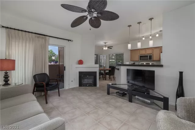 MLS: 2298809 Condo For Sale