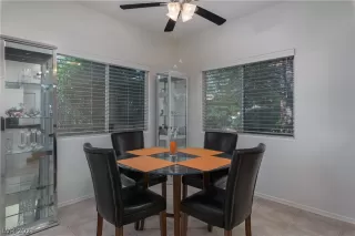 Photo #4: 2298809 Listing 