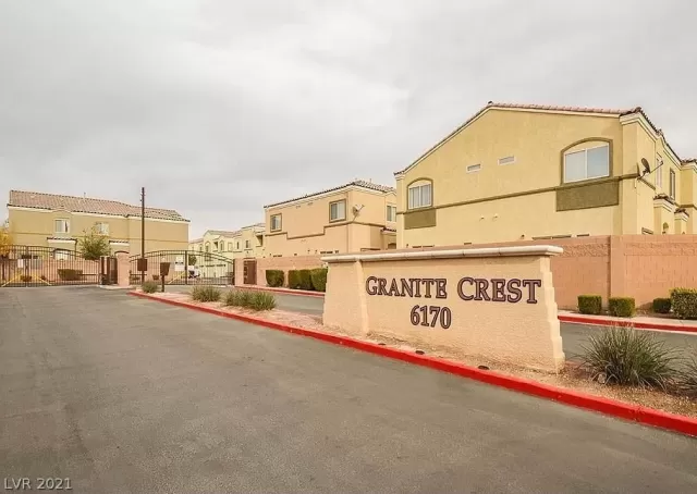 MLS: 2298847 Condo For Sale