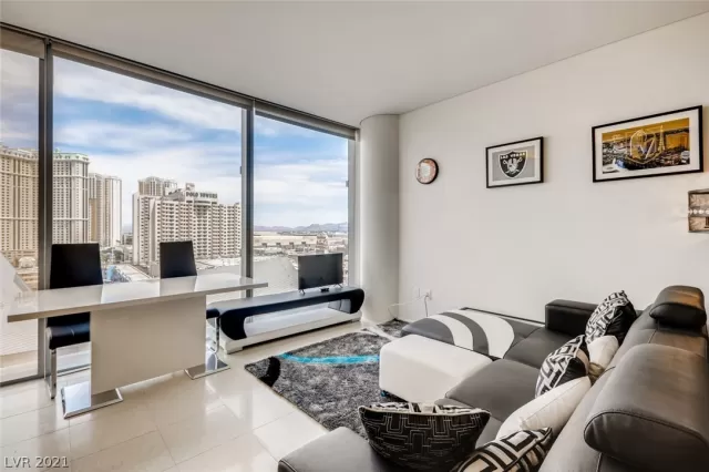 MLS: 2298871 Condo For Sale