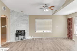 Photo #1: 2298890 Listing