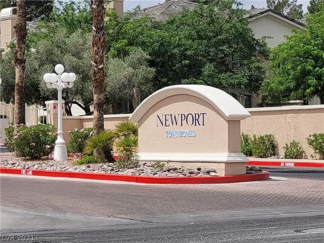 MLS: 2298909 Condo For Sale