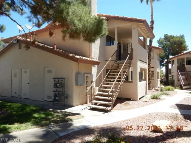 MLS: 2298916 Condo For Sale