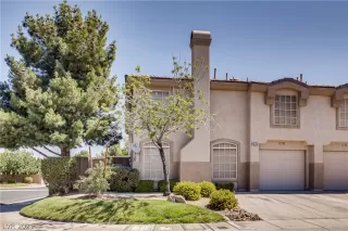 Photo #1: 2298927 Listing 