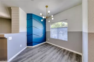 Photo #5: 2298935 Listing