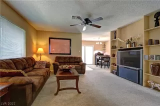 Photo #2: 2298960 Listing