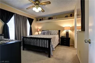 Photo #6: 2298960 Listing