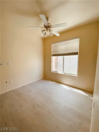 Photo #6: 2298973 Listing 