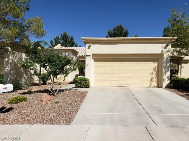 MLS: 2299000 Condo For Sale