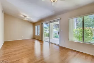 Photo #3: 2299000 Listing 