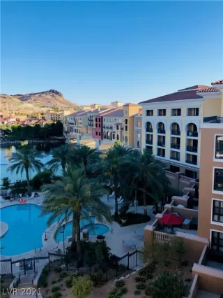 Photo #5: 2299016 Listing 