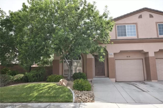 MLS: 2299051 Condo For Sale