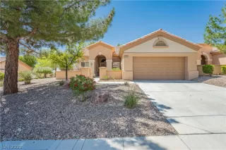 Photo #2: 2299114 Listing