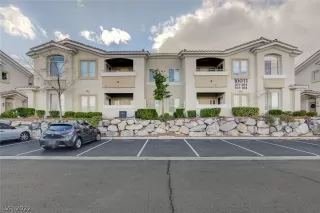 Photo #1: 2299147 Listing 