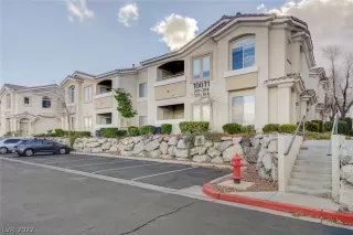 Photo #2: 2299147 Listing 