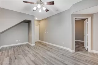 Photo #6: 2299147 Listing 