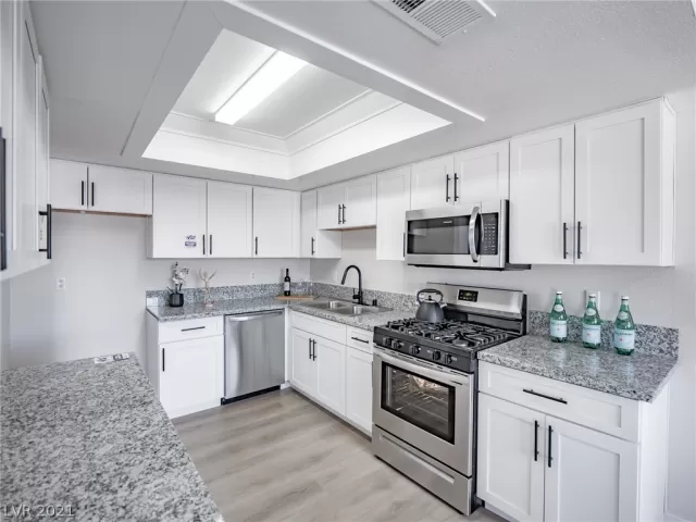 MLS: 2299173 Condo For Sale