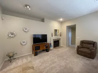 Photo #4: 2299191 Listing 