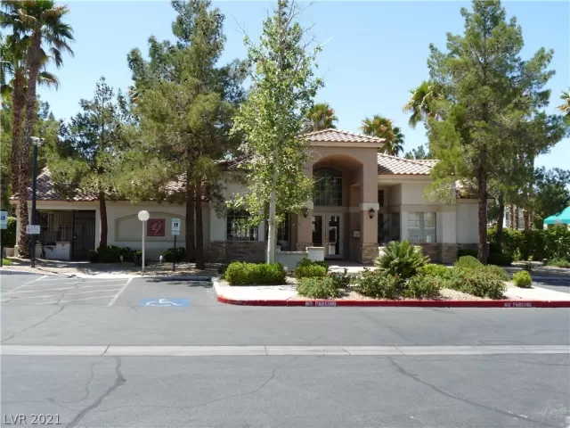 MLS: 2299195 Condo For Sale