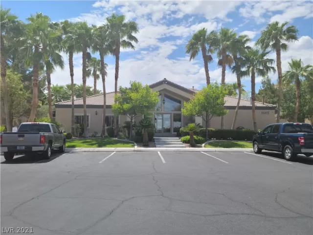 MLS: 2299204 Condo For Sale