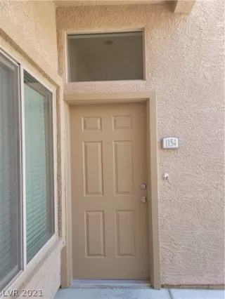 Photo #1: 2299204 Listing