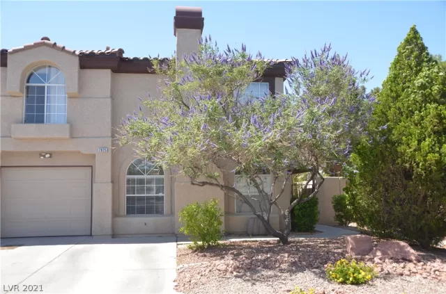 MLS: 2299223 Condo For Sale