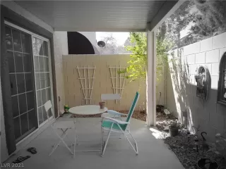 Photo #5: 2299223 Listing 