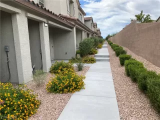 Photo #2: 2299228 Listing 