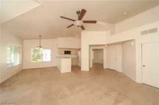 Photo #1: 2299242 Listing 