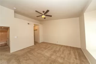 Photo #6: 2299242 Listing 