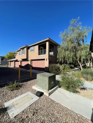 Photo #1: 2299259 Listing 