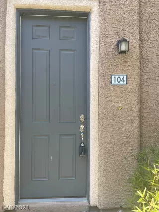 Photo #2: 2299259 Listing 