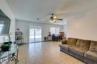 Photo #3: 2299261 Listing 