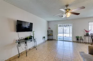 Photo #6: 2299261 Listing 