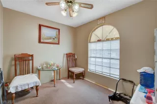 Photo #6: 2299405 Listing 